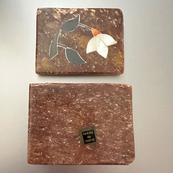 Small Stone Mother of pearl inlay flower jewelry Ring Holder vintage gift box - Picture 9 of 11